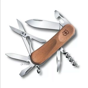 Victorinox Swiss Army Knife Evowood 14 Walnut NIB